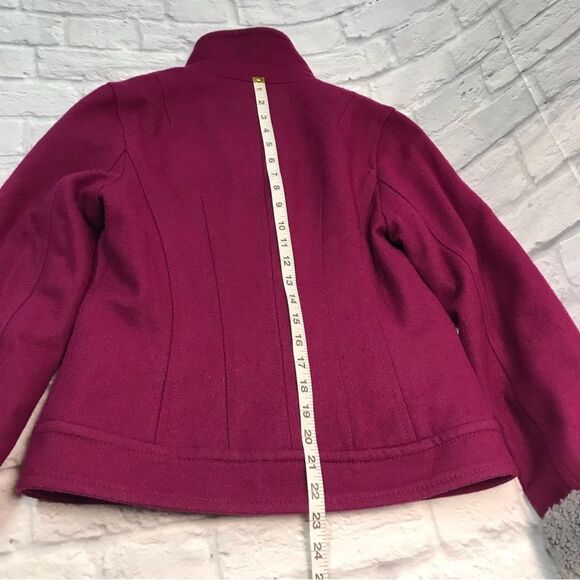 Ugg Wool Cropped Jacket With Detachable Sherpa Hood - Picture 11 of 15